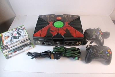 Microsoft Original Xbox Console Bundle w/ 2 Controllers, 5 games, cords, tested