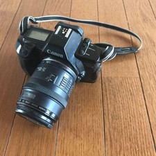 Canon EOS 650 Black Film SLR Camera with Flash Vintage Classic Condition