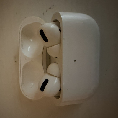 Apple AirPods Pro White True Wireless Earbuds w/ Charging Case, ANC Mic