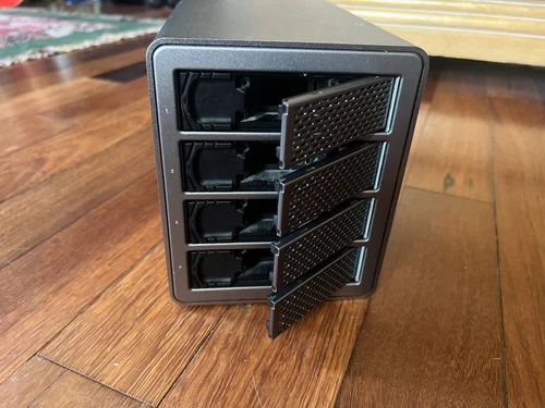 Yottamaster FS4U3 4-Bay USB 3.0 3.5” SATA External Hard Drive Enclosure – Tested