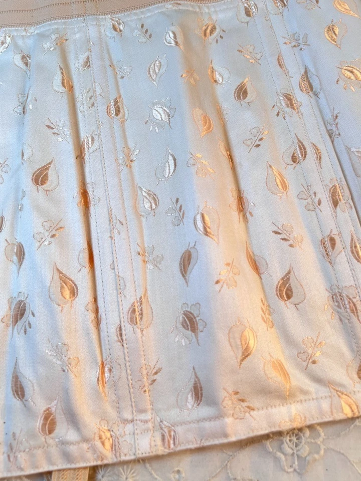 Corsé estilo faja vintage RENGO base rosa melocotón Foto 4 de 4