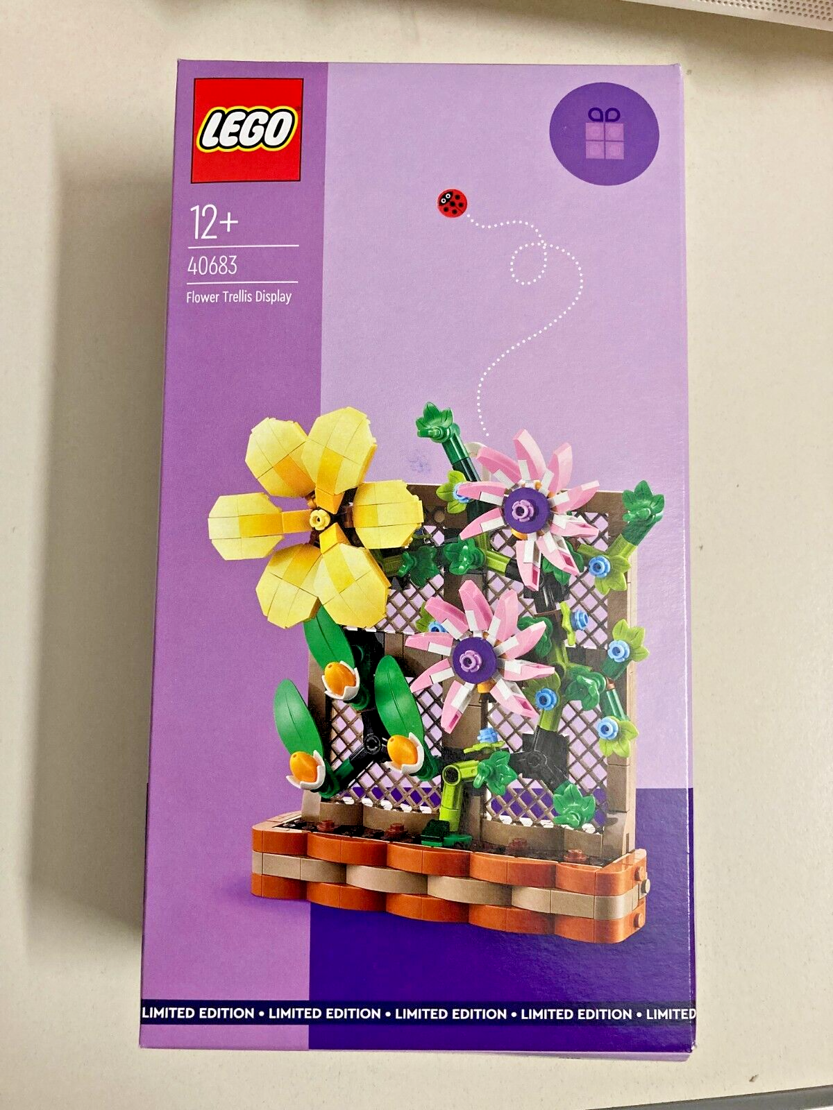 Lego 40683 - Display floreale SCATOLA SIGILLATA MA ROVINATA!!