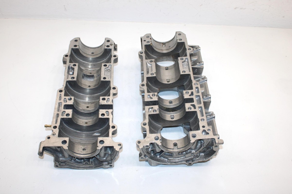 オガ　Newtype 94年　95年　バインダー付き Polaris Indy Ultra 680 SP Engine Crankcase Crank Cases XCR 600