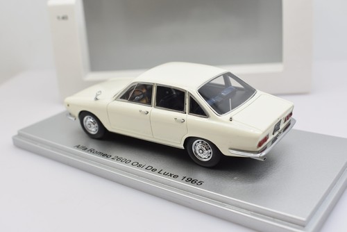 Modellino auto scala 1:43 Alfa Romeo 2600 Osi De Luxe Kess modellismo statico c - Imagen 4 de 4