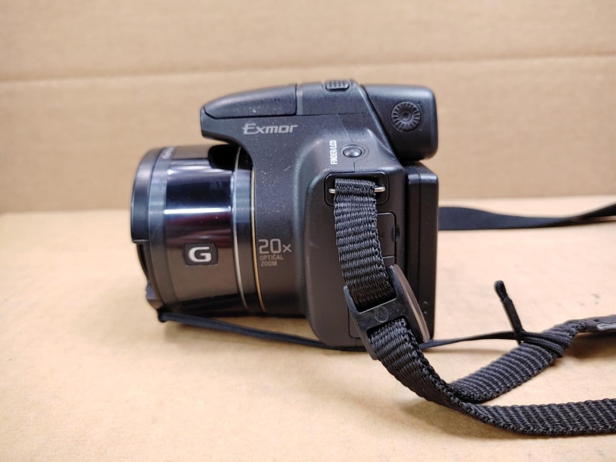 Sony Cyber-Shot DSC-HX1 Digital Camera w/ Battery & 8GB SD Card