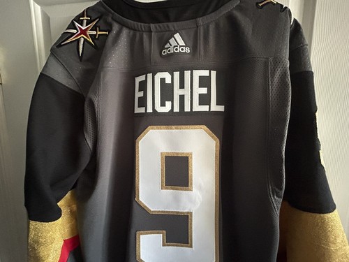 Camiseta Adidas Auténtica Jack Eichel Vegas Golden Knights Talla 52 Nueva Con Etiquetas - Imagen 3 de 10