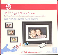  New in Box HP 7  Digital Picture Frame - Model  DF820a4