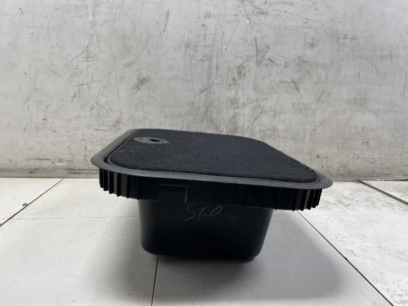 2012 道奇 JOURNEY 后方右乘客侧 2RD ROW 地板存储箱原始设备制造商 + — 第 3/4 张图片