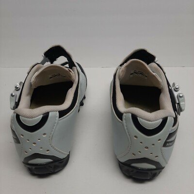 Chaussures Cyclisme Shimano WM61 Femme – SPD 2 Trous, Bleu Pâle, US 5.5