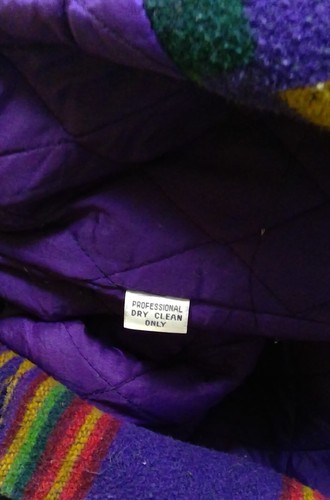 Abrigo Young Gallery Mujer TALLA M Púrpura Cuello Abotonado Étnico Tejido Costa Rica - Imagen 18 de 19