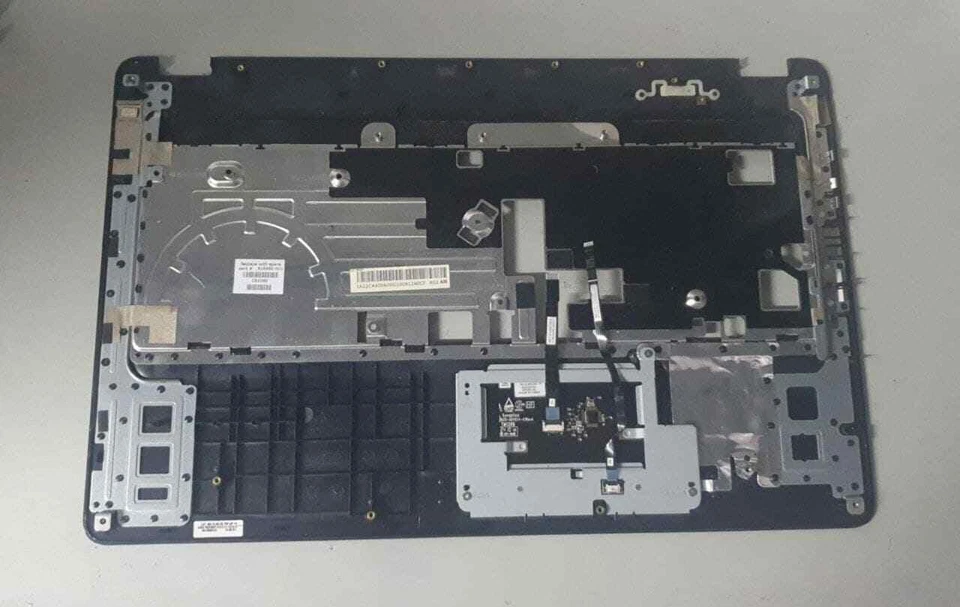 Telaio scocca touchpad per HP G72 - COMPAQ PRESARIO CQ72 palmrest cover case 2 - Immagine 2 di 2