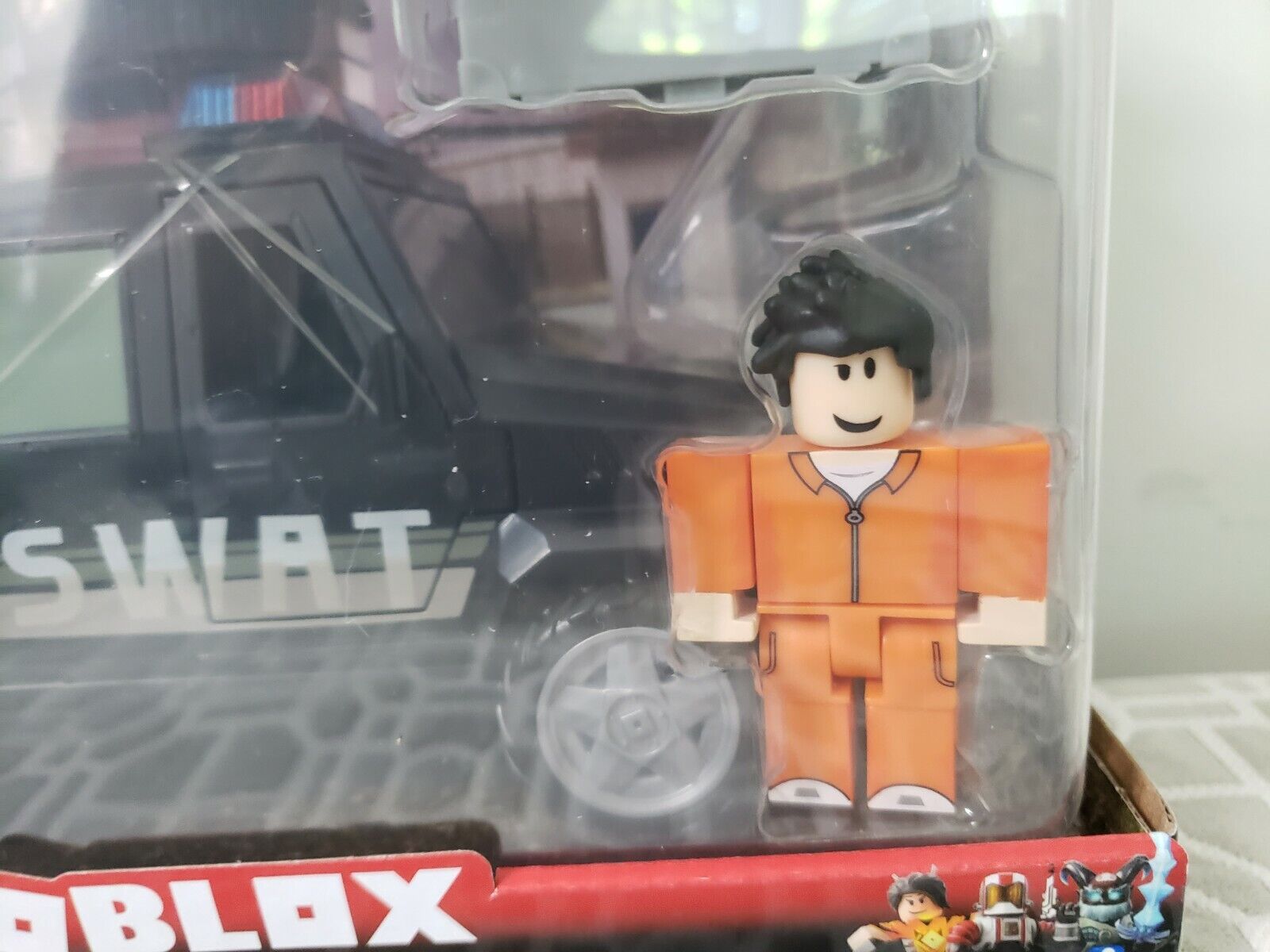 Best Buy: Roblox Jailbreak: SWAT Unit Styles May Vary ROB0174