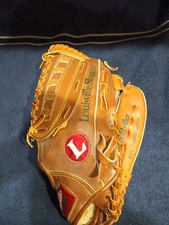 Louisville Slugger HGB9 13.5 Inch The Softballer Right Hand Throw Leather Glove