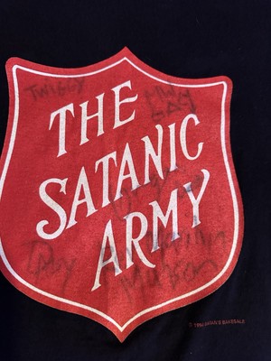 め*ー様 Marilyn Manson Satanic Army 極美品 Autographed Marilyn Manson Satanic Army Long Sleeve Salvation Army
