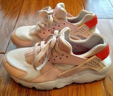 Nike Huarache Run Sneakers Sail/Coral Chalk Colorway Youth Size 5Y