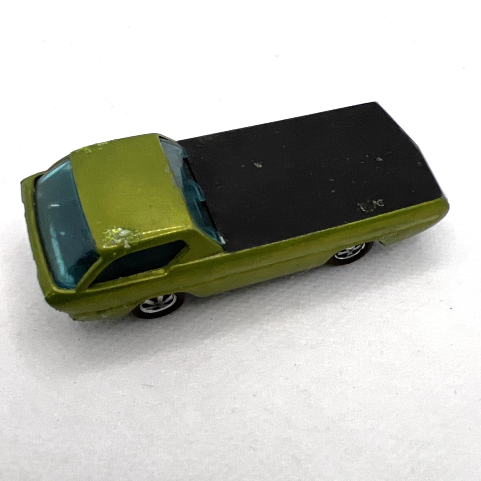 Hot Wheels Deora 1967 Redline Antifreeze Green 1:64 Scale Diecast Truck - Image 3 of 4
