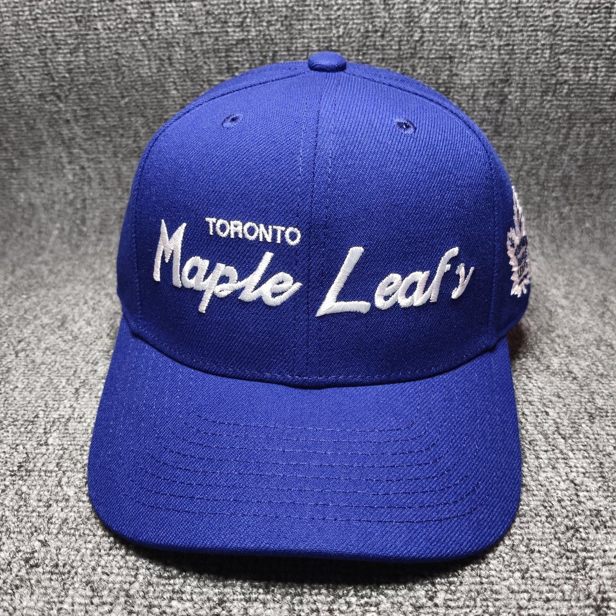 Mitchell & Ness Toronto Maple Leafs NHL Blue Script Logo Snapback Hat