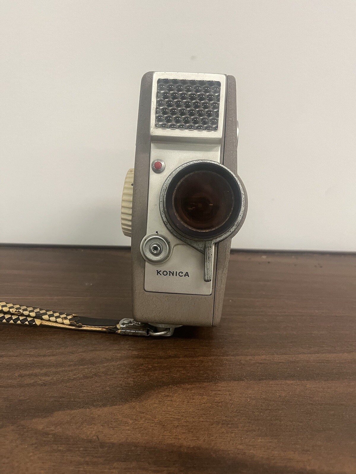 Foto 1 di 4