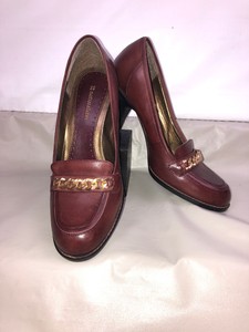 naturalizer burgundy shoes
