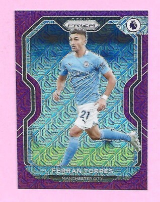 Ferran Torres 2020-21 Chronicles Soccer Prizm Purple Mojo Prizm