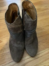 Sofft Brown Suede Ankle Boot Heels Brown 8M