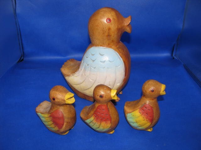 hand carved wood 40's 50's  Duck Family toys figurines