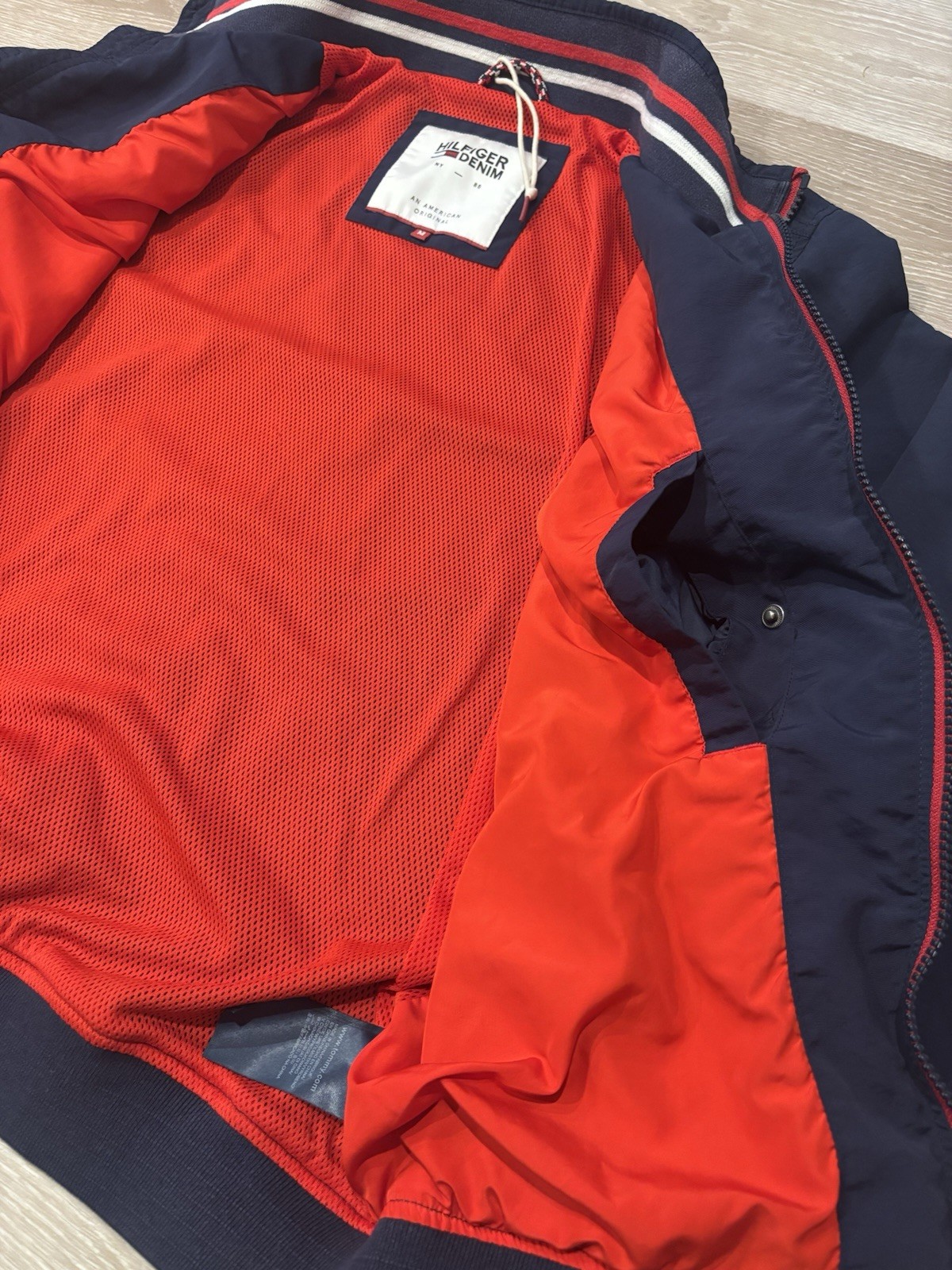 Tommy Hilfiger Essential Colorblock Yacht Jacket US Size • Medium image 6