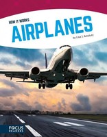 Airplanes | Lisa J Amstutz | Englisch | Taschenbuch | Kartoniert / Broschiert