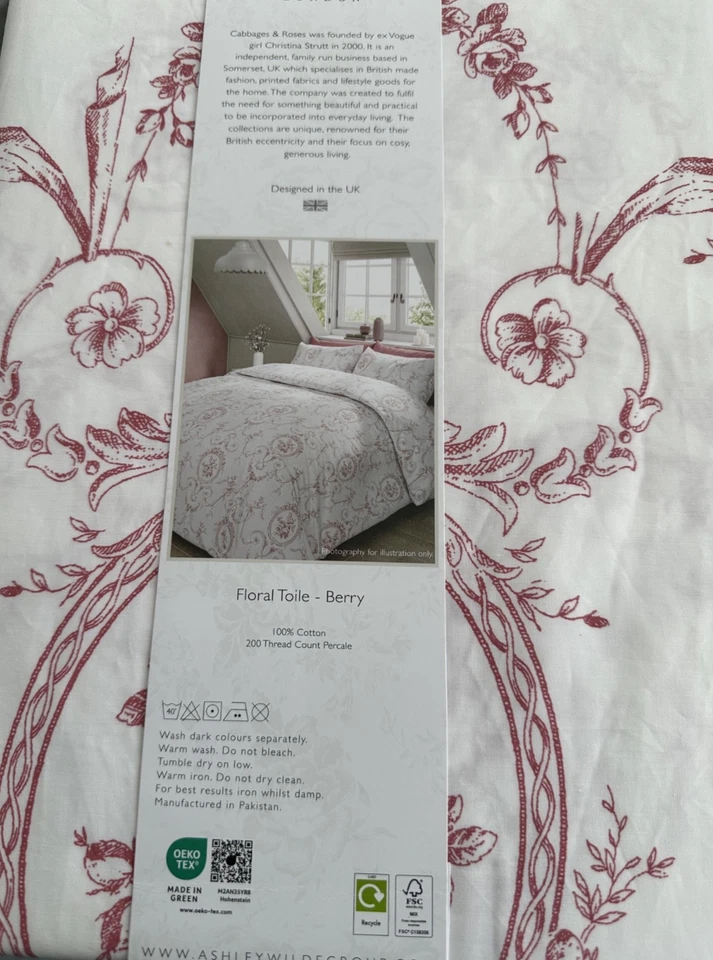 Cabbages & Roses DUVET COVER FLORAL TOILE Berry /White  London designed New - Image 3 of 4