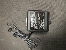 Yamaha AC Adapter Power Supply DC12V 700mA 12.5W Model: PA-3C 12V Used READ