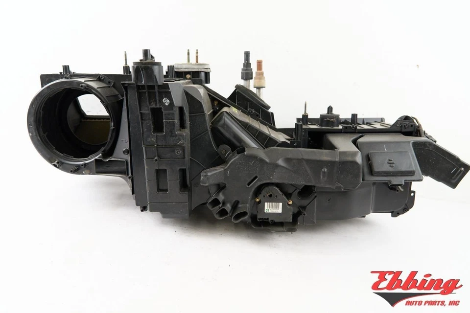 Heater and AC Evaporator Case Assembly Fits 03-07 Chevy Silverado 1500 702622 Foto 2 de 4