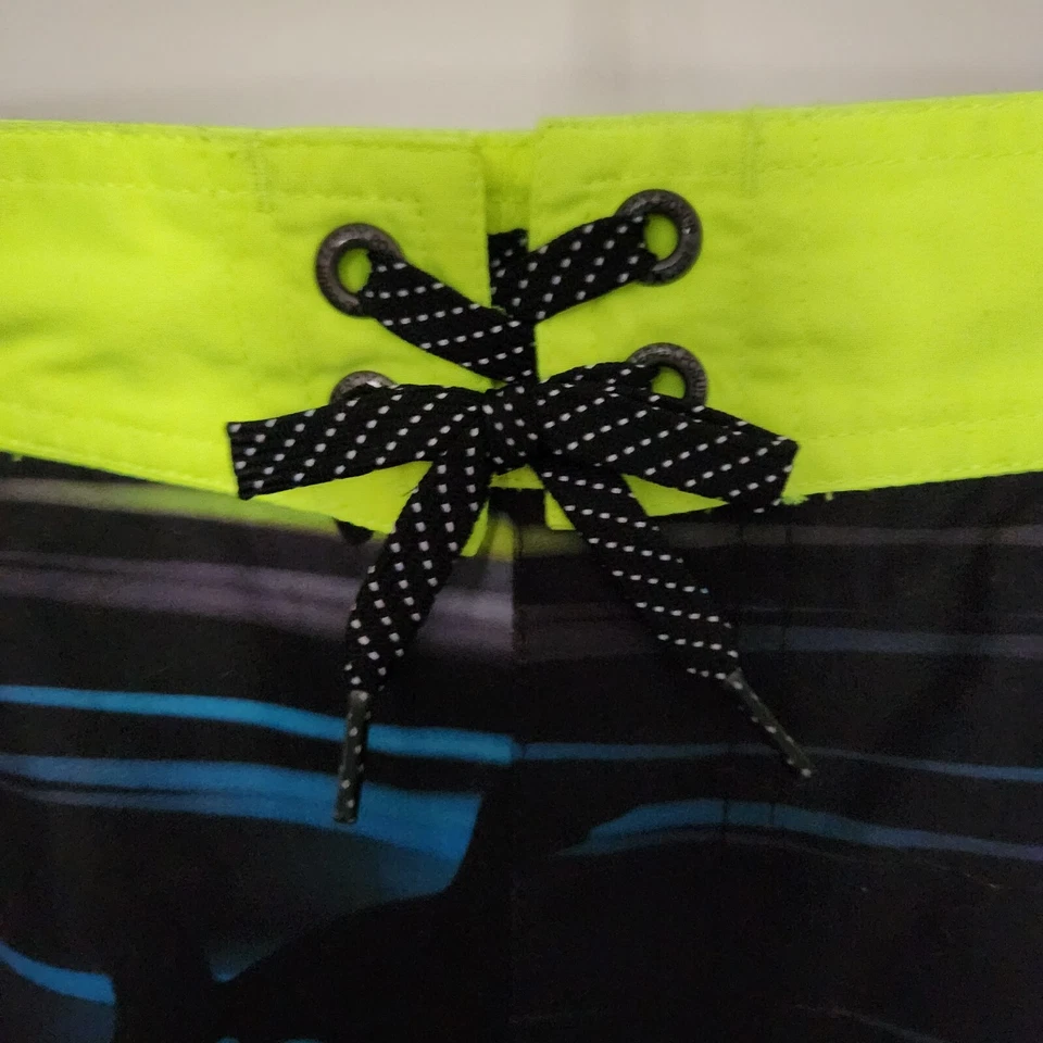 Bañador corto ZeroXPosur para niños talla grande 14/16 Foto 4 de 4