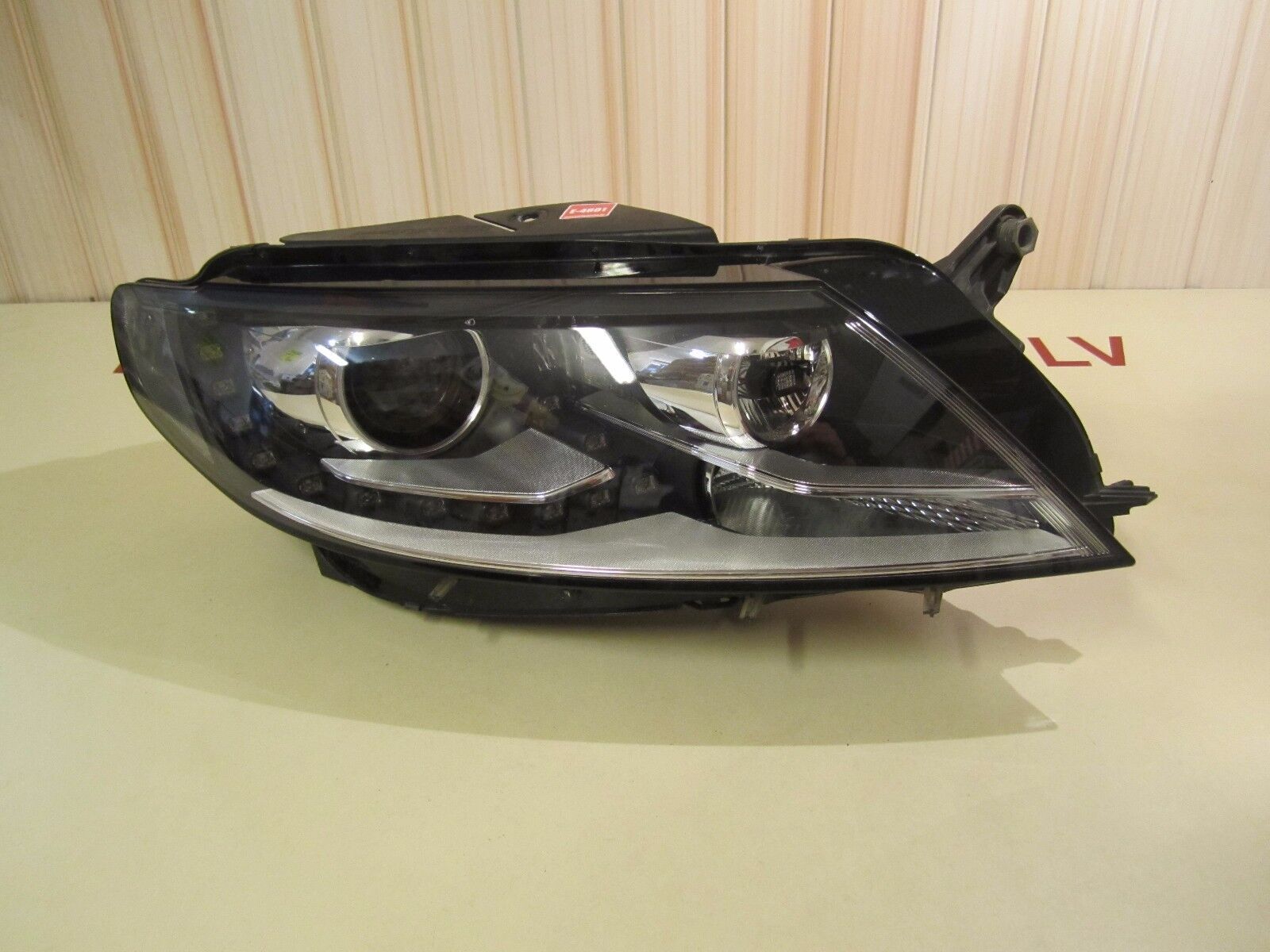 3C8941752Q VW Passat CC 2012.y Xenon Headlight [Right] 3C8 941 754 