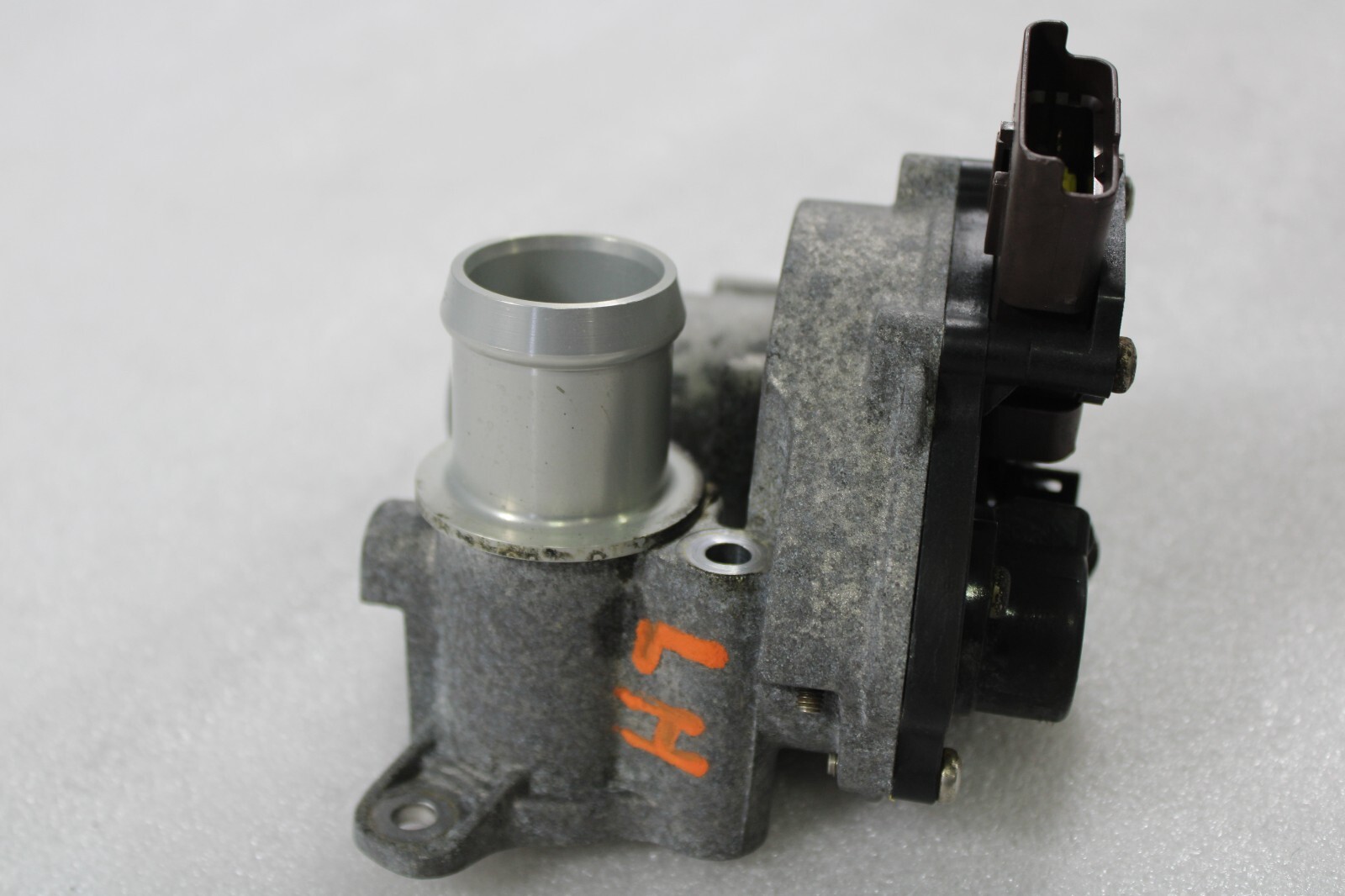 McLaren 720S, Throttle Body Pump, Used