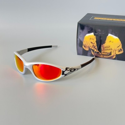 Vintage Oakley Straight Jacket 99 Muzm 9505 Silver Frames/Red