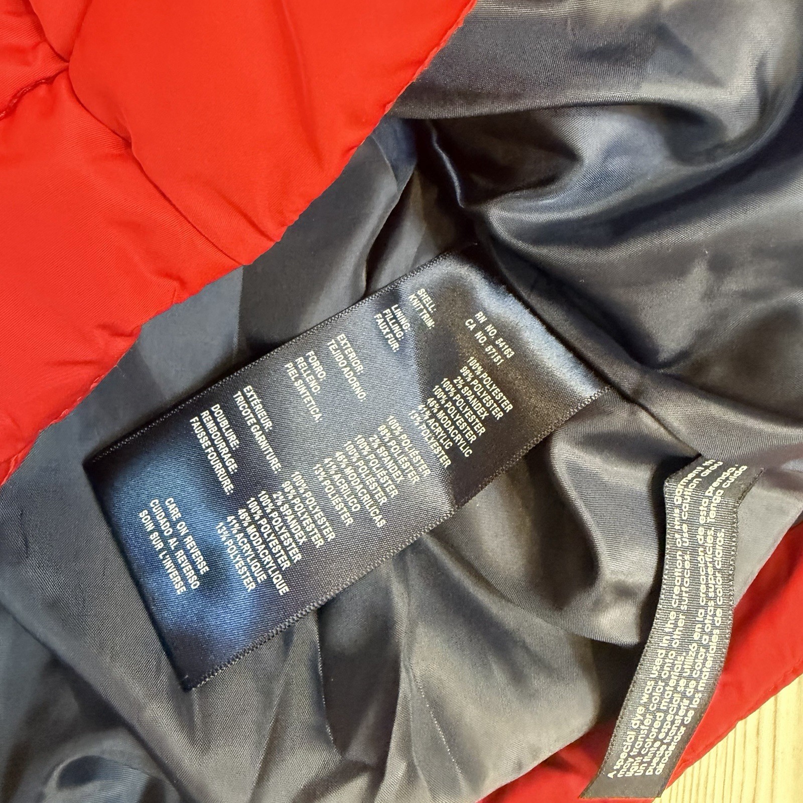 Tommy Hilfiger Women’s Small Red Puffer Jacket Full Zip Fur Hood Essential image 9
