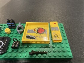 Lego Space Police 3 Alien Snake Policeman Minifig Parts Lot 2 5972 5979 5984