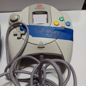 Sega Dreamcast Controllers HKT-7700 Lot of 2 - Parts Or Reair 