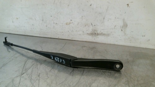 Scheibenwischerarm Seitlich  L Opel Astra GTC 1.7 Cdti H 2004-2006