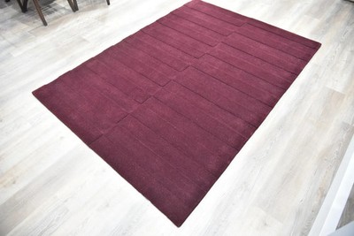 Hand-Tufted Wool Plum Area Rug | Modern High-Low Pile Carpet living room