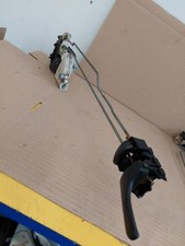 Porte arrière et accessoires Nissan PRIMERA