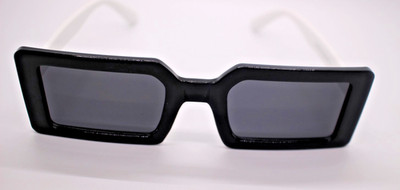 RECTANGULAR SUNGLASSES BLACK / WHITE ARMS / SMOKE LENS R97083 65-20-140