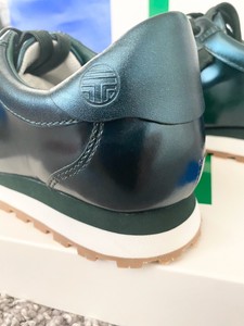 tory burch golf ruffle trainers