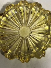 Vintage Amber Yellow Glass Ashtray Sunburst MCM Candy Nuts Trinket Key Dish/22a