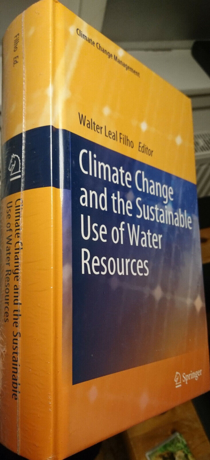 Thumbnail - Climate Change And The Sustainable Use Of Water Resources (2011)