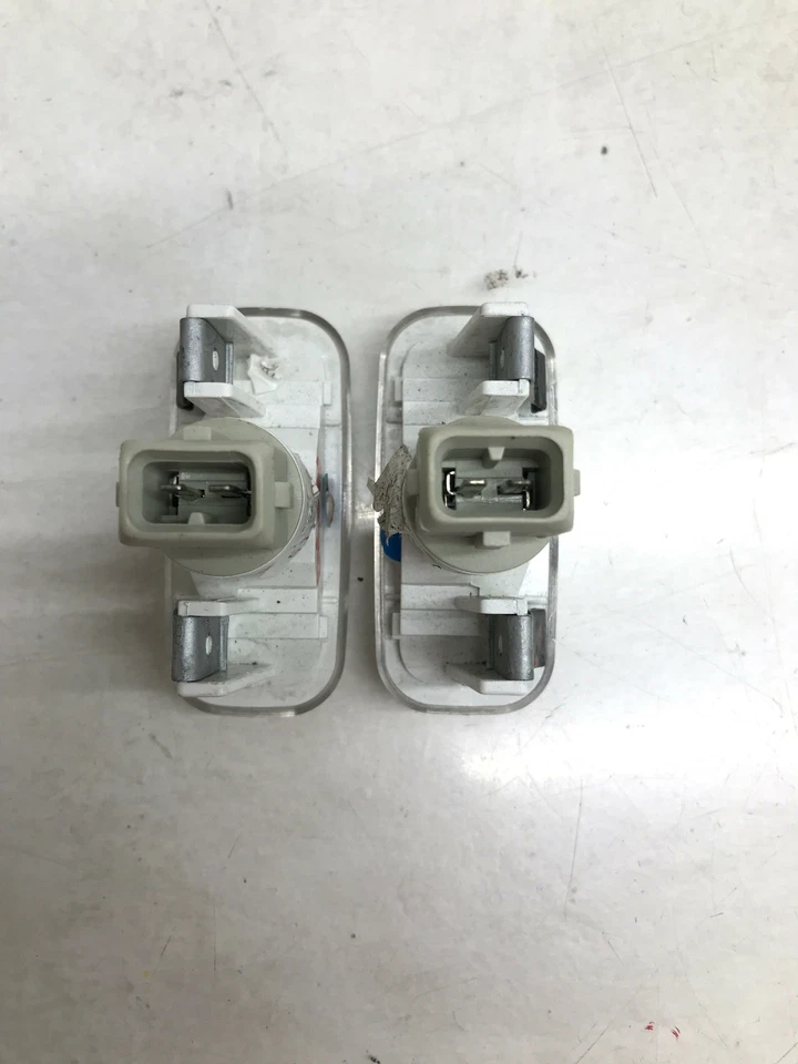 ASTON MARTIN RAPIDE TABLERO REPOSAPIÉS AMBIANT CORTESÍA LÁMPARA JUEGO DE LUCES OEM Foto 2 de 4