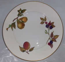 3 Vintage Royal Worcester Fine Porcelain Evesham Gold Trim Salad Lunch Plates
