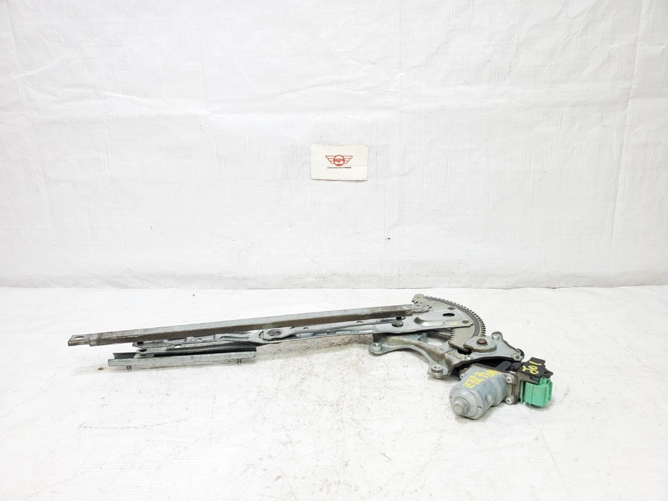 Regulador de motor de ventana trasero izquierdo Infiniti QX80 2014-2020 OEM 82731-1MA0A Foto 2 de 4