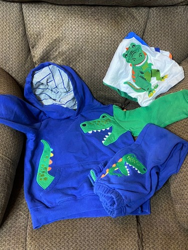 M1 GYMBOREE 5T Embroidered Dinosaur 3 Piece Hoodie Hooded Sweatsuit Shirt Pants