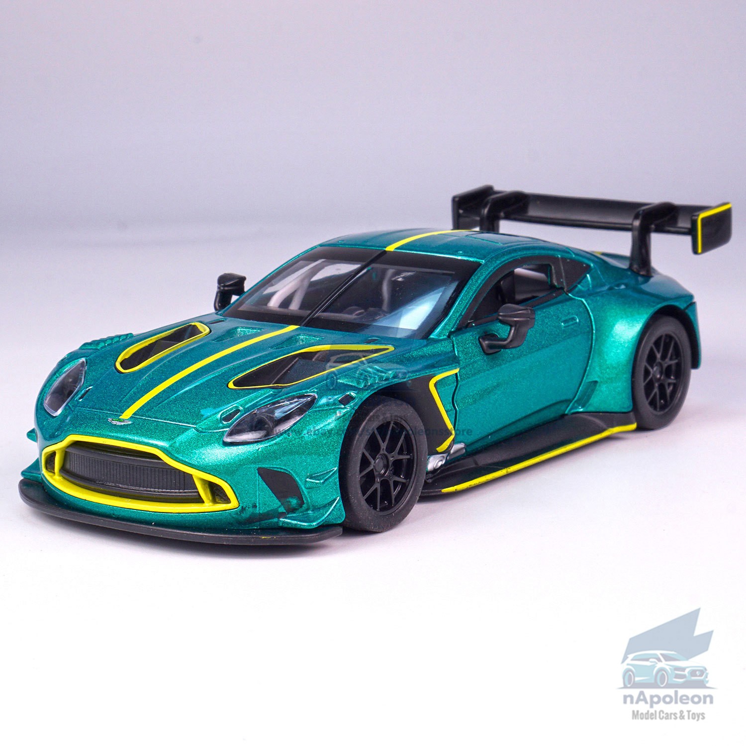 1:31 Aston Martin Vantage GT3 2024 Model Car Diecast Vehicle Collection Kid Gift